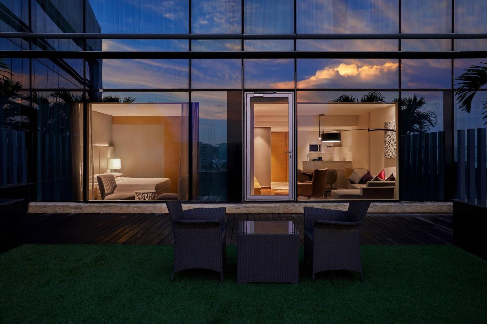 Marriott Executive Apartments היידראבד מראה חיצוני תמונה